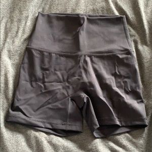 Aerie “Move” high waisted short